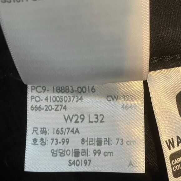 Levi's 724 High Rise Straight Leg Jeans Soft Black Denim 29 - Picture 11 of 11